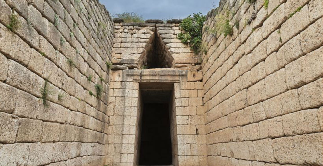 Гробница агамемнона. The Treasury of Atreus. Treasure Gate.